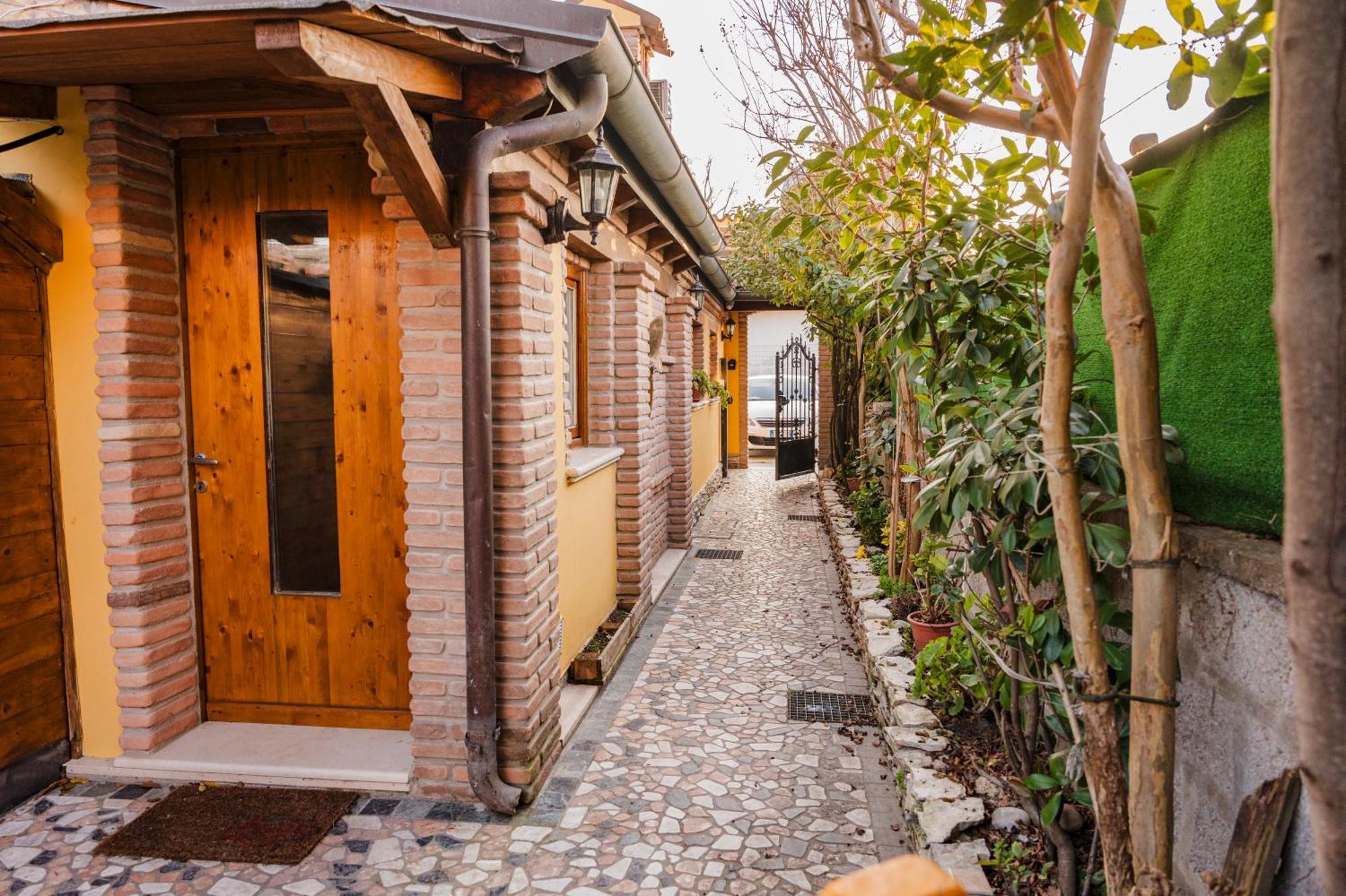 La Loggia Bed & Breakfast Comacchio Exterior photo