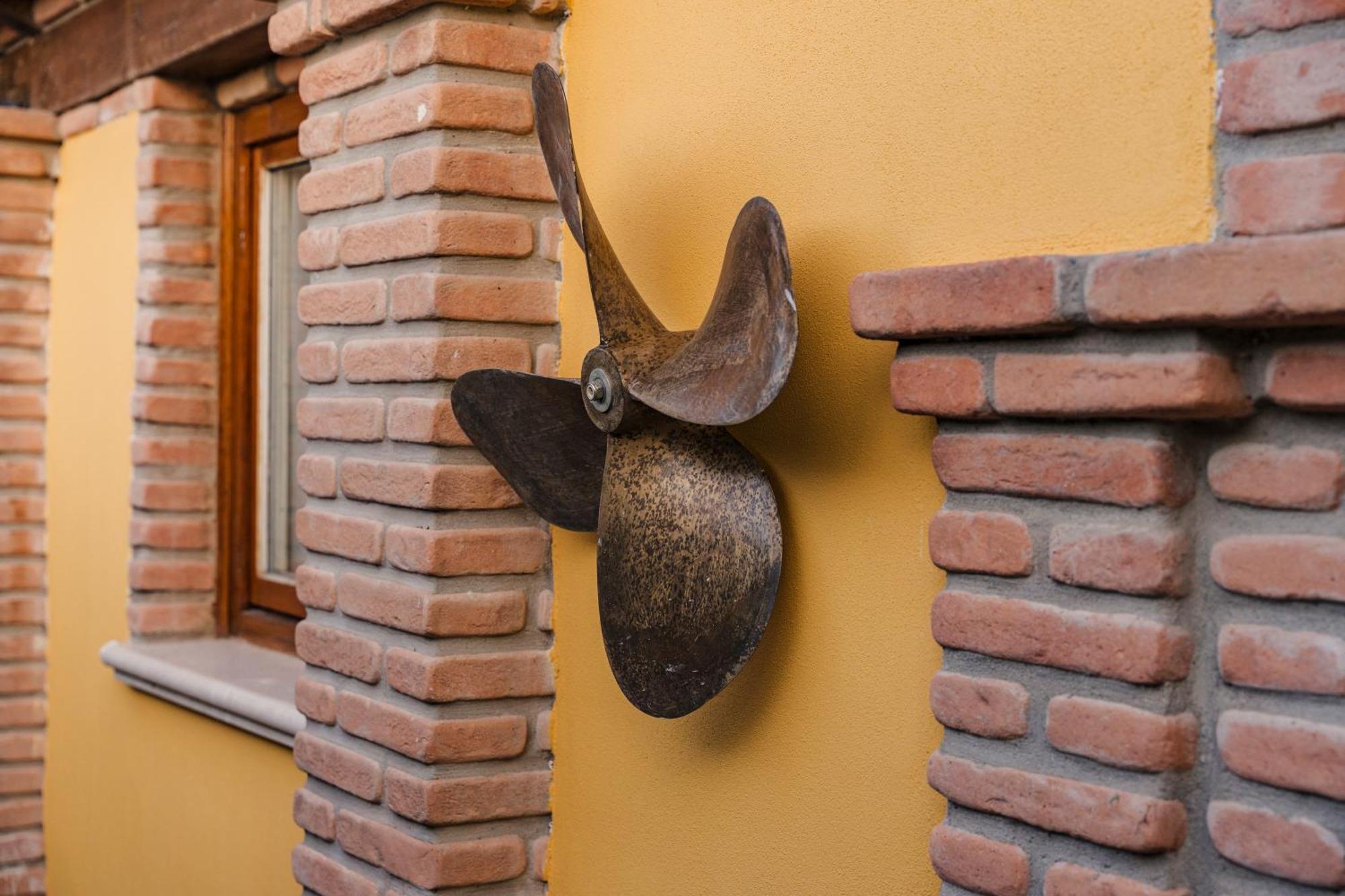 La Loggia Bed & Breakfast Comacchio Exterior photo