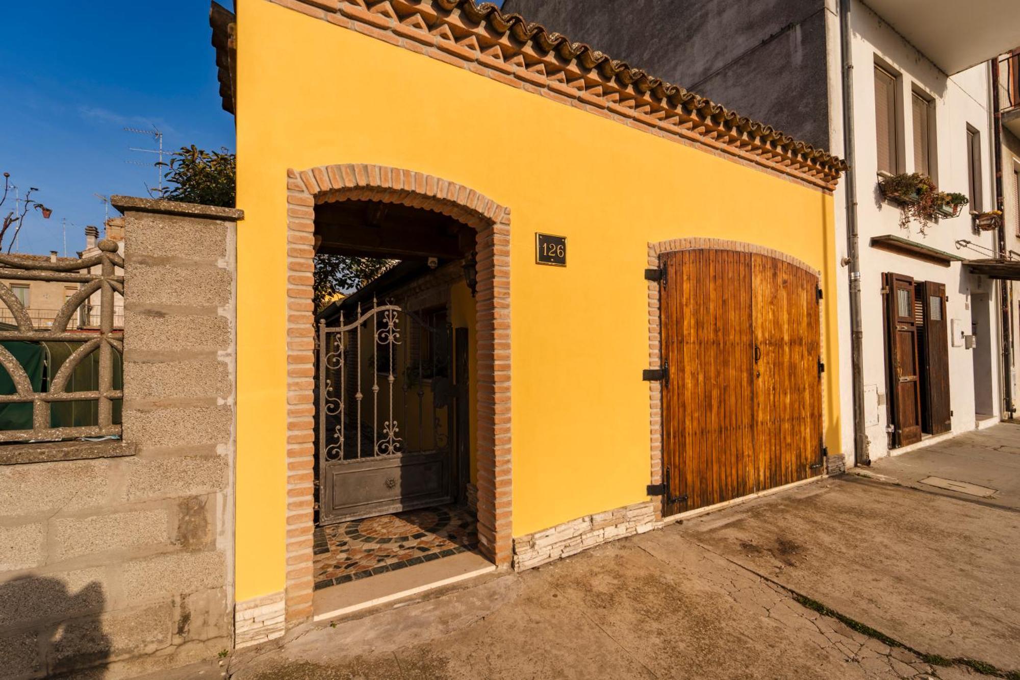 La Loggia Bed & Breakfast Comacchio Exterior photo